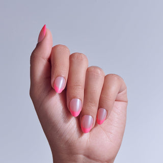 KISS - CORE DESIGN TREND SPRING GLUE-ON NAIL MEDIUM - SHINING BRIGHT