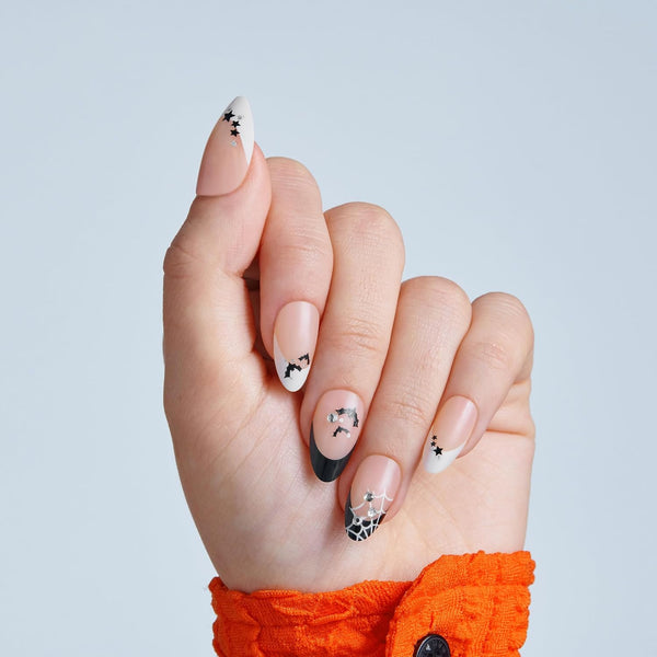 KISS - HAUNT Nails - Hallo Queen