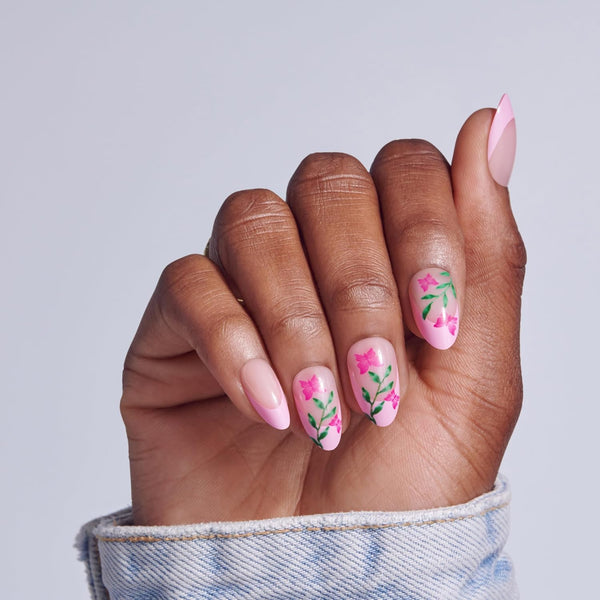 KISS - CORE DESIGN TREND SPRING GLUE-ON NAIL MEDIUM - SPRINGTIME SPLENDOR