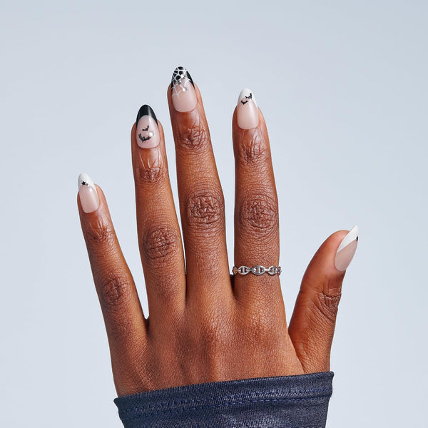 KISS - HAUNT Nails - Hallo Queen