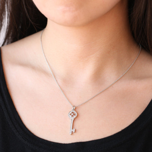 JOY JEWELRY - Gold Large Key Pendant Necklace GN149