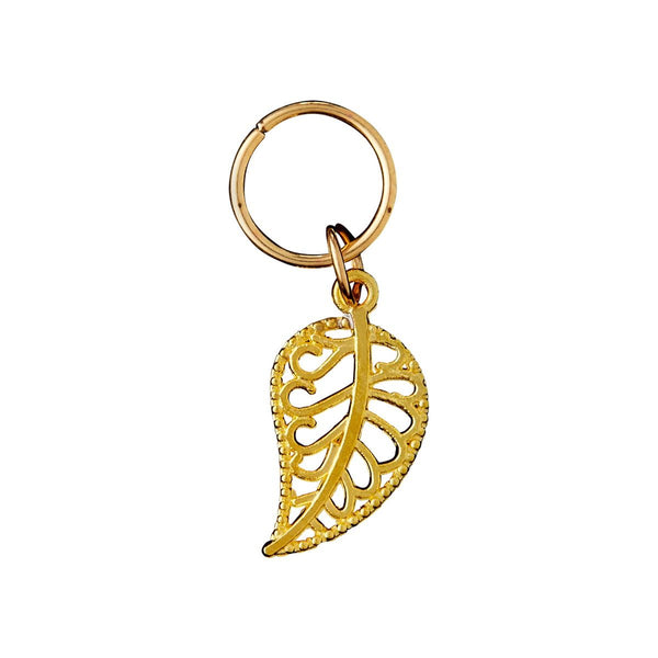 KISS - RED BRAID CHARM CLASSY HZ23