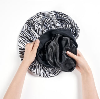 KISS - RED SILKYSATIN DOUBLEWEAR CAP (XL & ZEBRA)